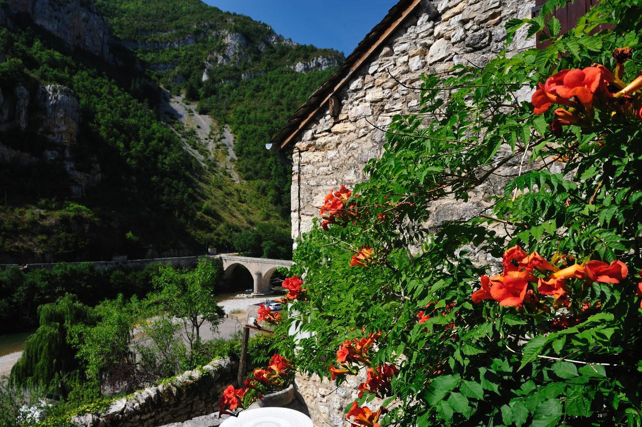 Hotel Des Bateliers La Malène Dış mekan fotoğraf